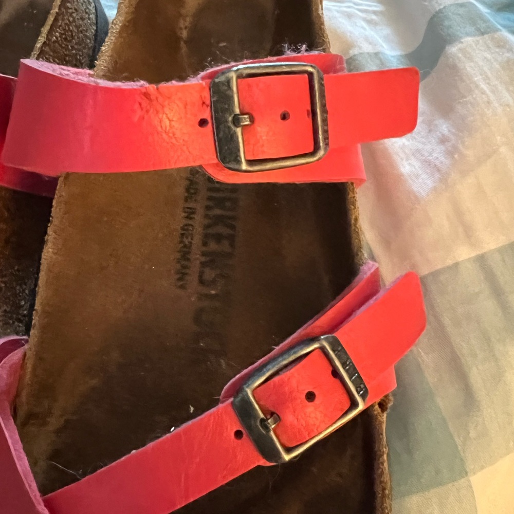 Birkenstock sandals size 8 pink